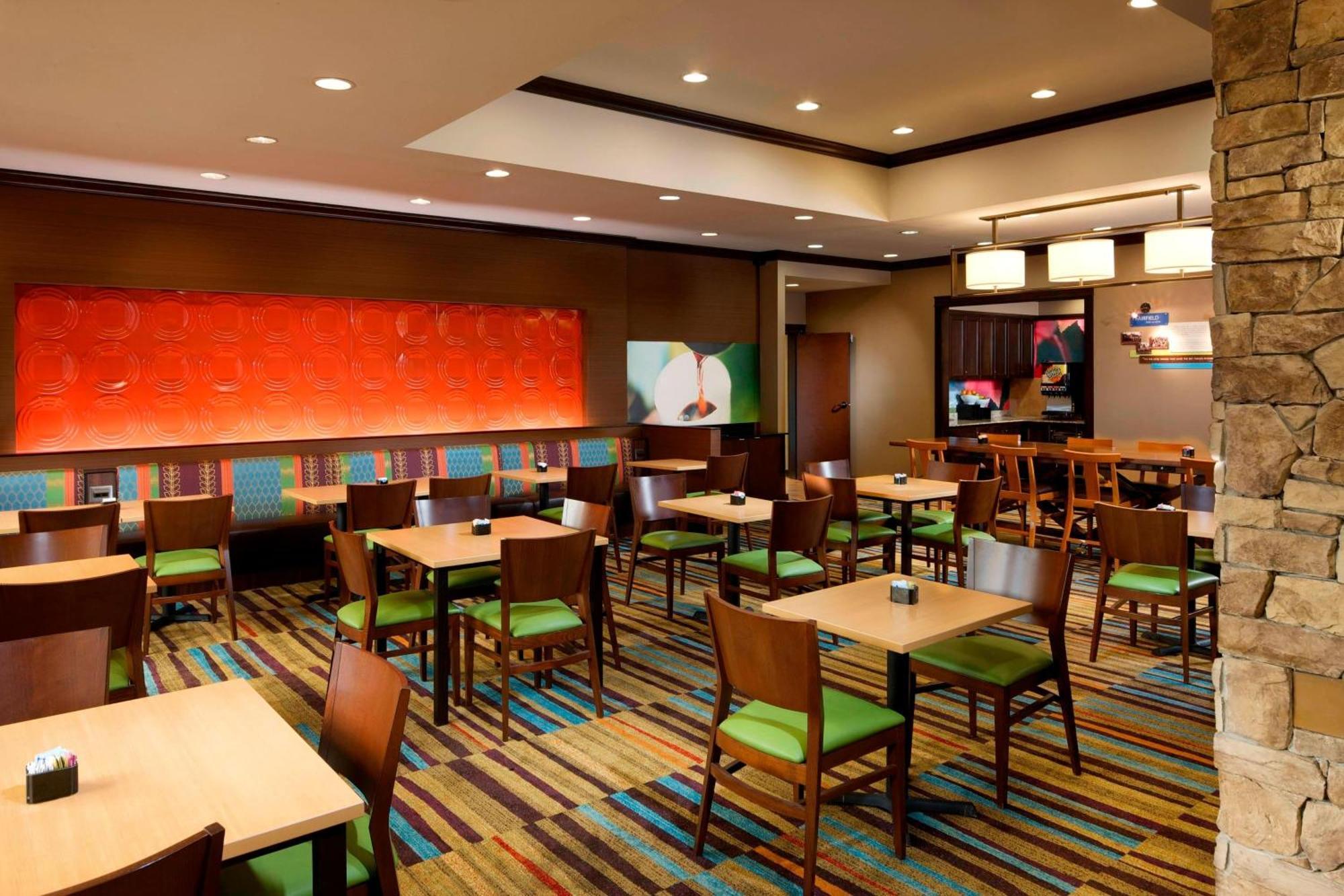 Fairfield Inn & Suites Houston Intercontinental Airport Exterior photo