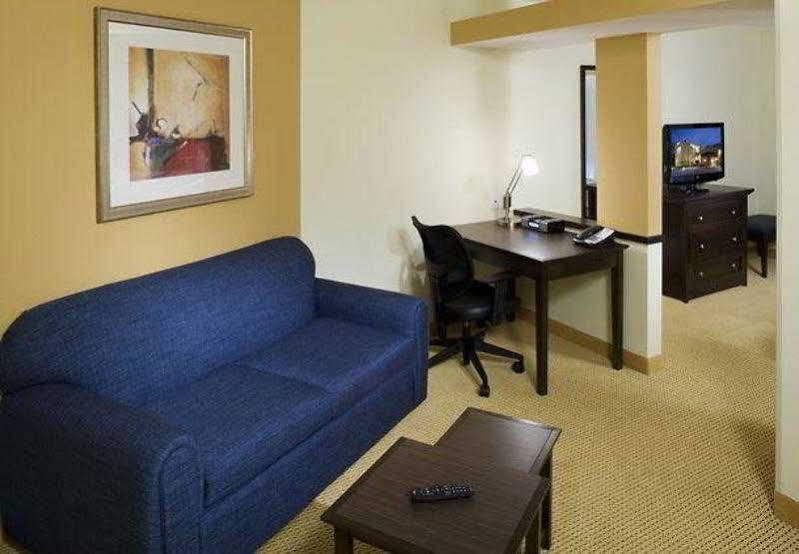 Fairfield Inn & Suites Houston Intercontinental Airport Exterior photo