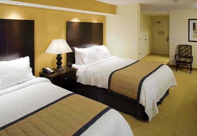 Fairfield Inn & Suites Houston Intercontinental Airport Exterior photo